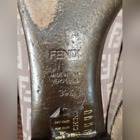 Fendi Flats Fendi Womens Shoes - Picture 11 of 11